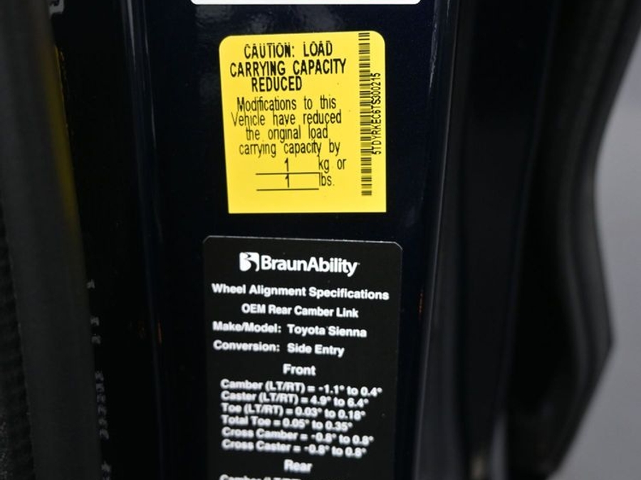 New 2026 Toyota Sienna XLE Add