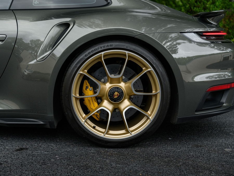 2021 Porsche 911 Turbo S