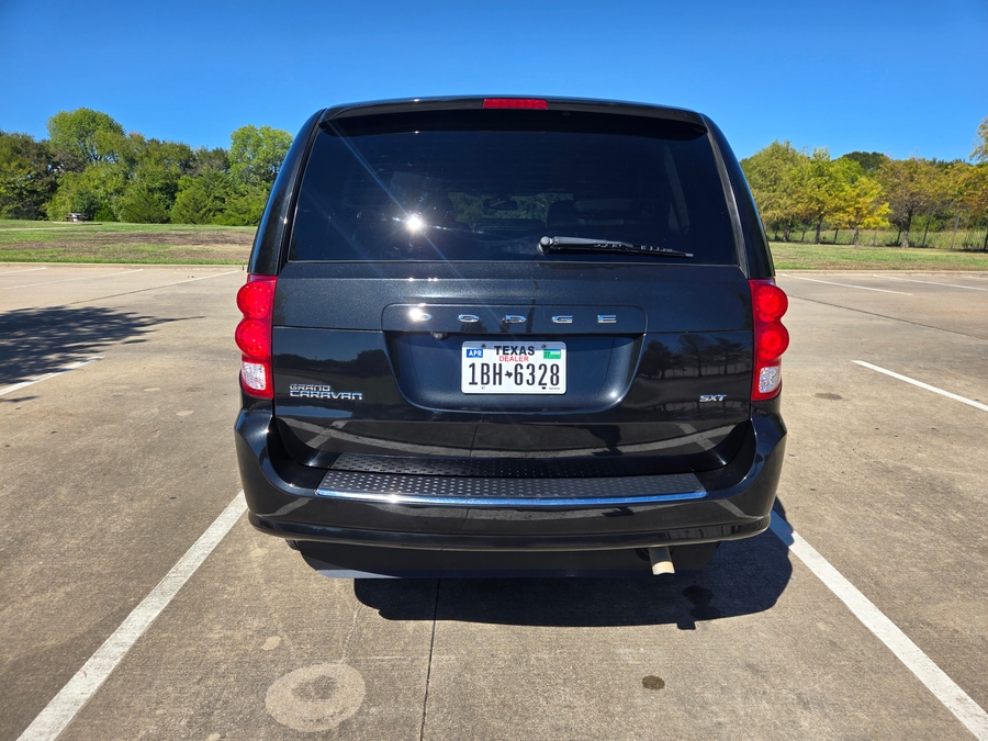 PRE OWNED 2020 Dodge Grand Caravan SXT