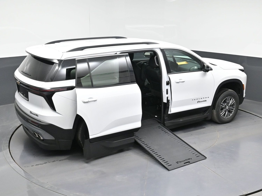 New 2026 Chevrolet Traverse 1LT