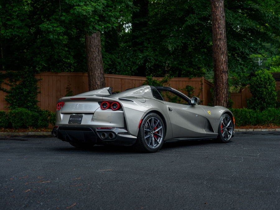 2022 Ferrari 812 GTS