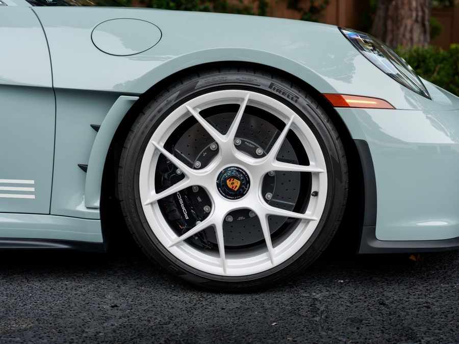 2024 Porsche 911 ST