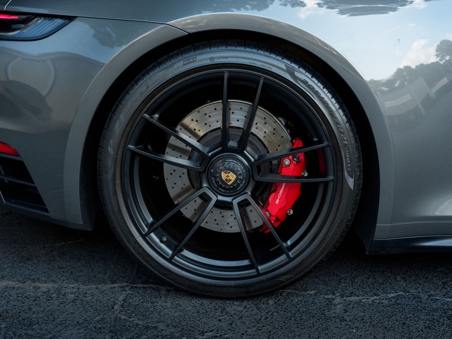 2024 Porsche 911 Targa 4 GTS