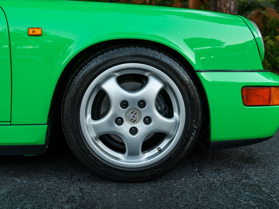 1991 Porsche 911 Carrera 2