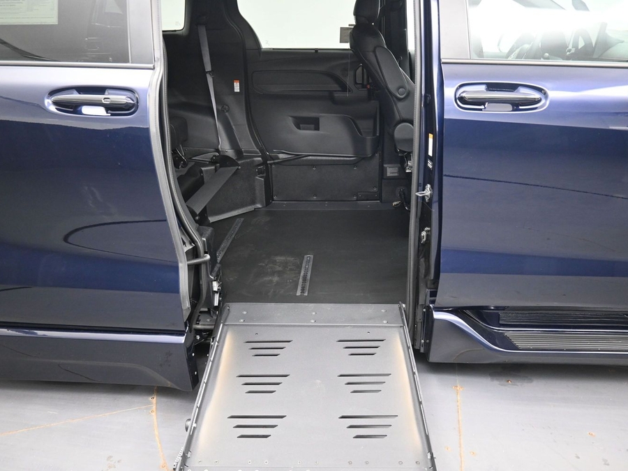 New 2026 Toyota Sienna XSE Sport