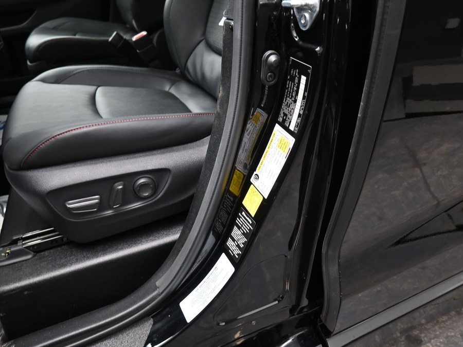 New 2026 Toyota Sienna XSE Sport