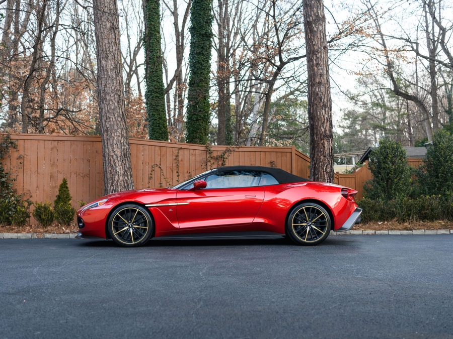 2018 Aston Martin Vanquish Zagato Volante