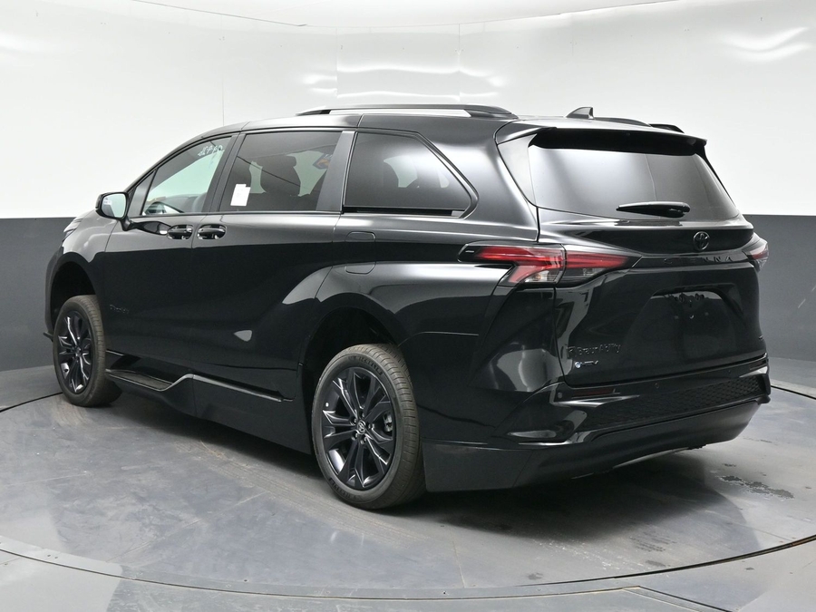 New 2026 Toyota Sienna XSE Sport