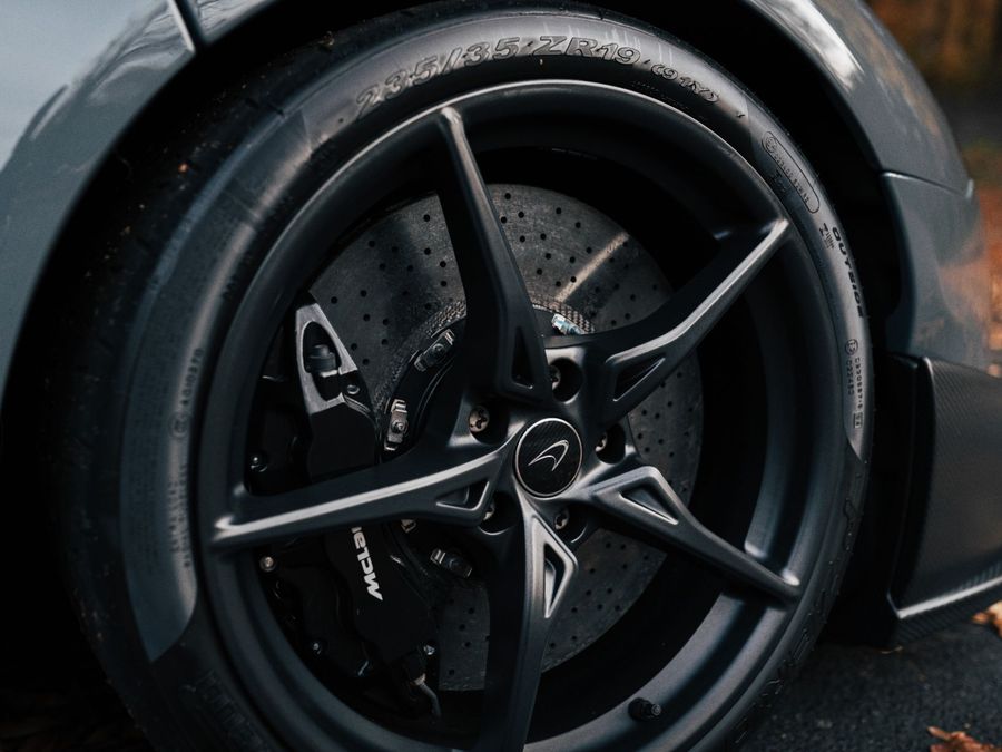 2016 McLaren 675LT Spider