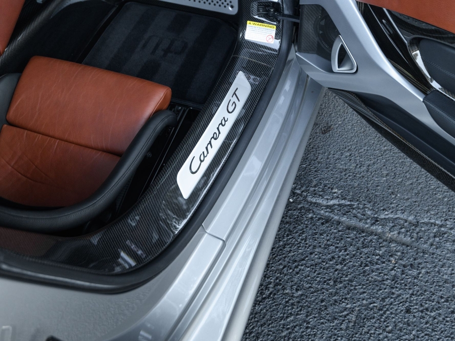 2005 Porsche Carrera GT