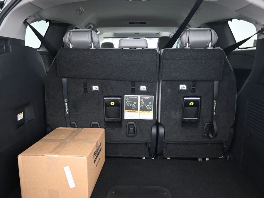 New 2026 Toyota Sienna XLE Add