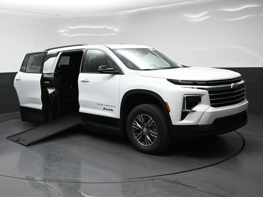 New 2026 Chevrolet Traverse 1LT