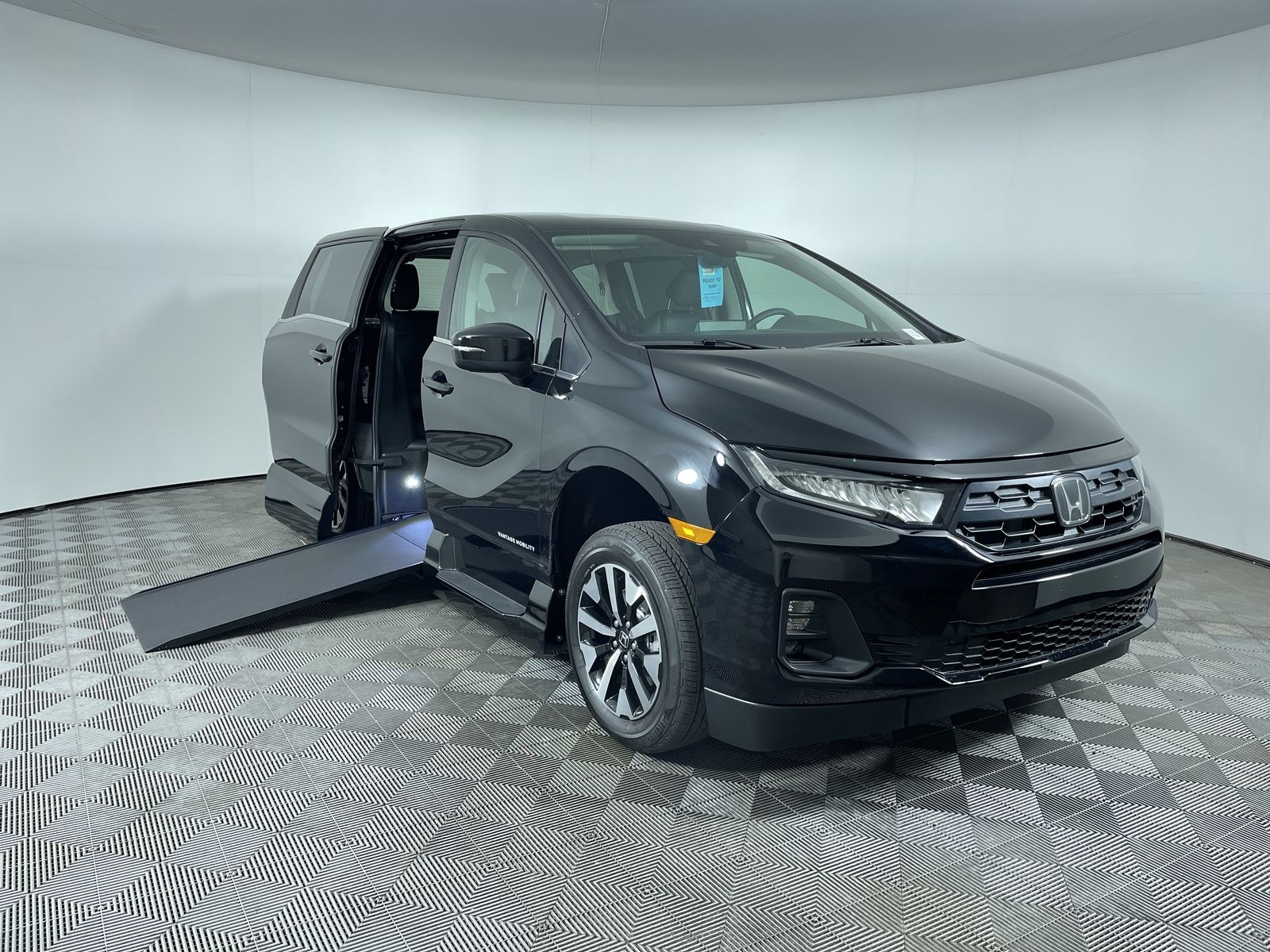 2026 Honda Odyssey EX-L's photo