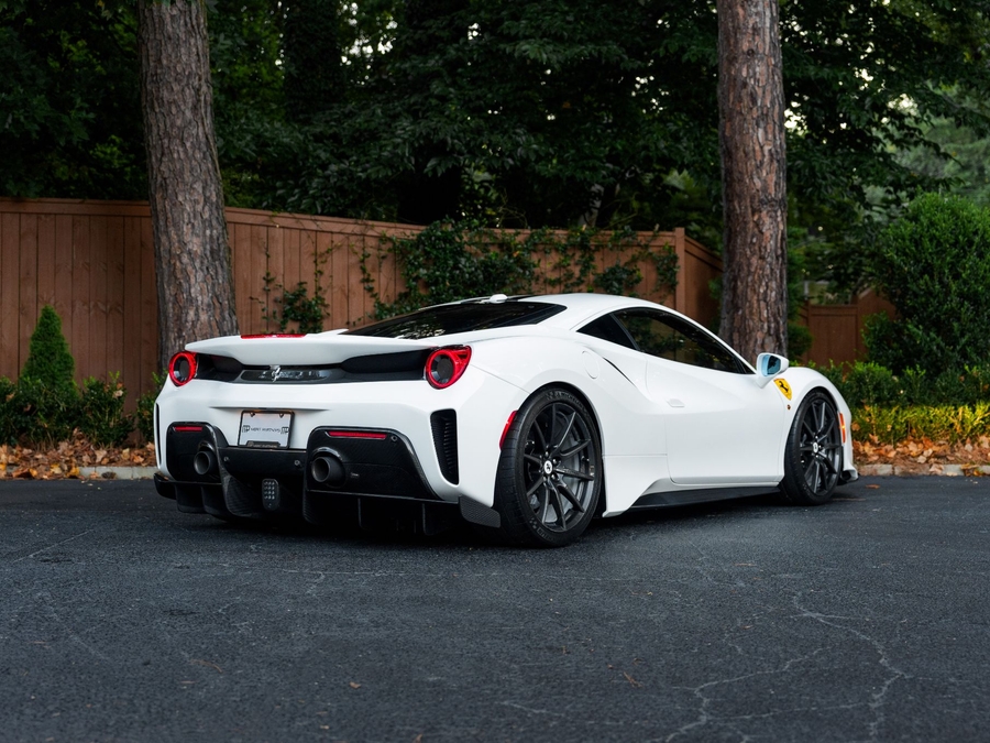 2020 Ferrari 488 Pista