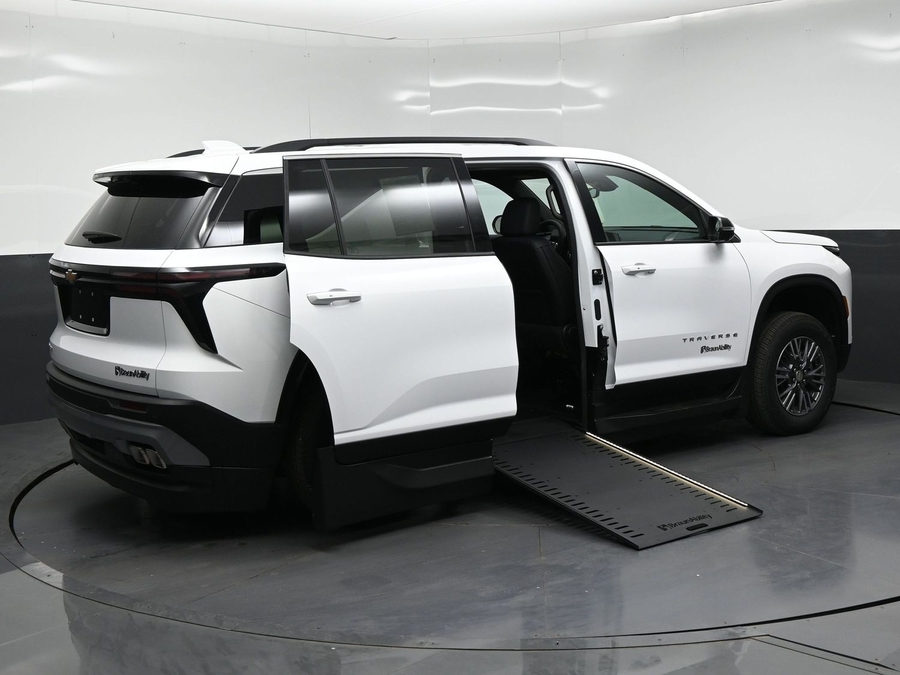 New 2026 Chevrolet Traverse 1LT