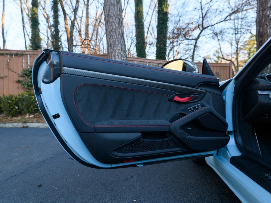 2025 Porsche 718 Spyder RS