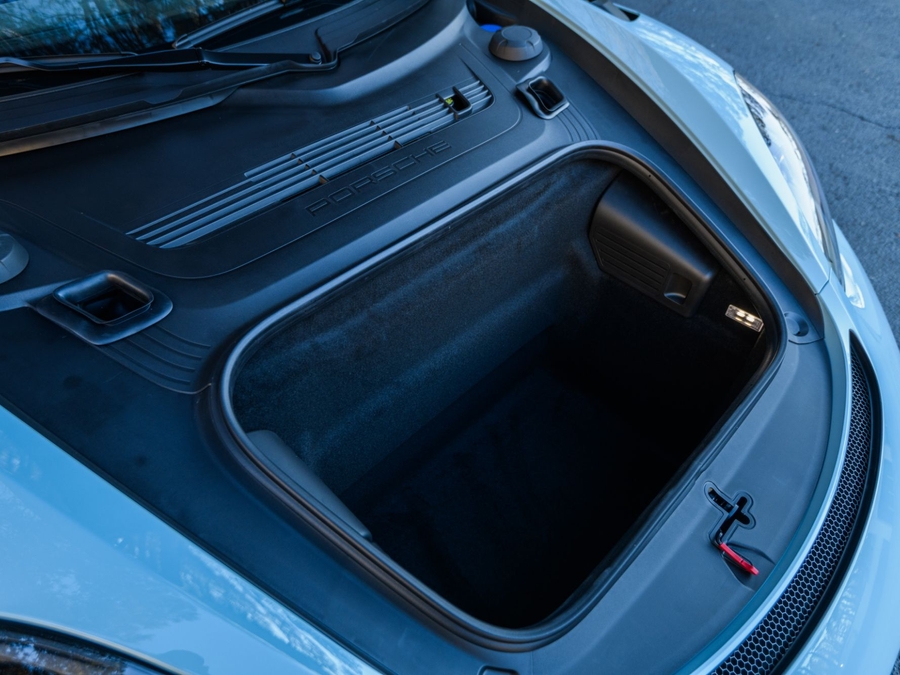 2025 Porsche 718 Spyder RS