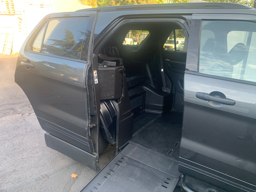 PRE OWNED 2017 Ford Explorer Limited