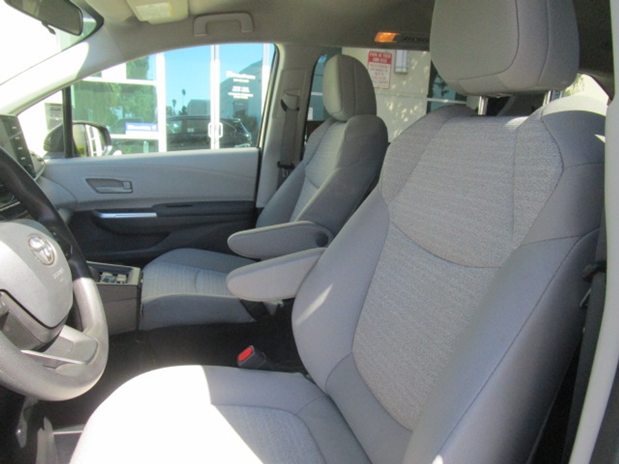 PRE OWNED 2024 Toyota Sienna LE Base