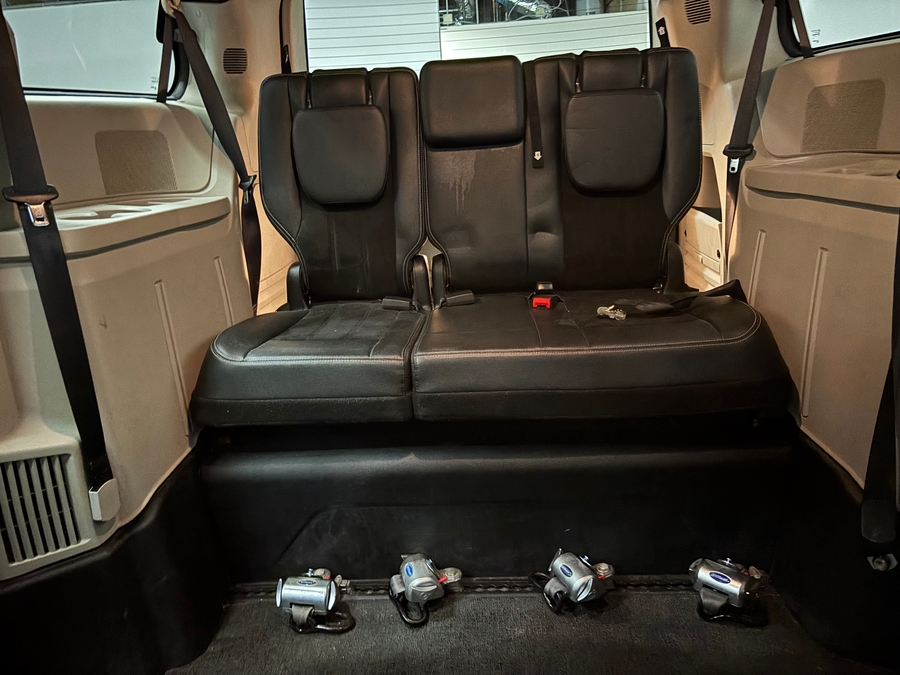 PRE OWNED 2017 Dodge Grand Caravan SXT