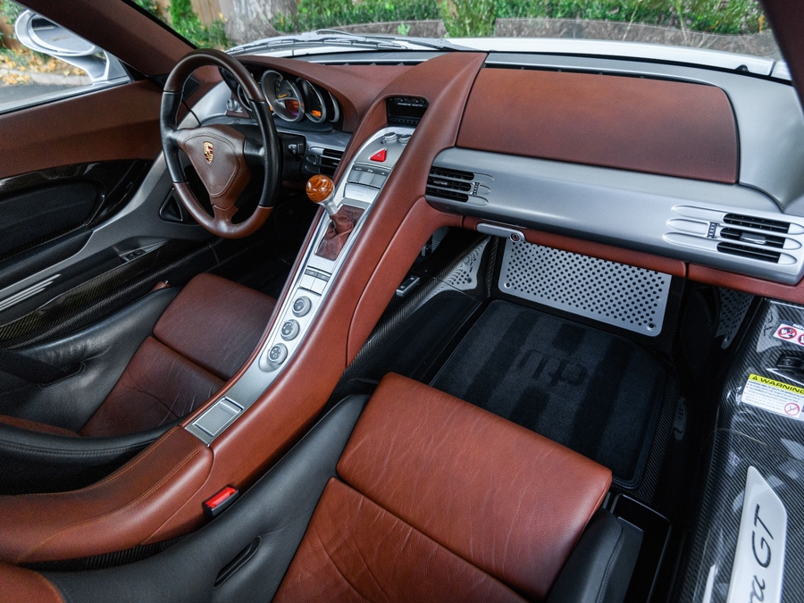 2005 Porsche Carrera GT