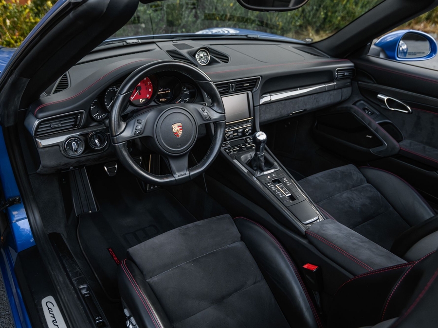 2016 Porsche 911 GTS Cabriolet