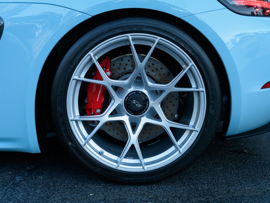 2025 Porsche 718 Spyder RS