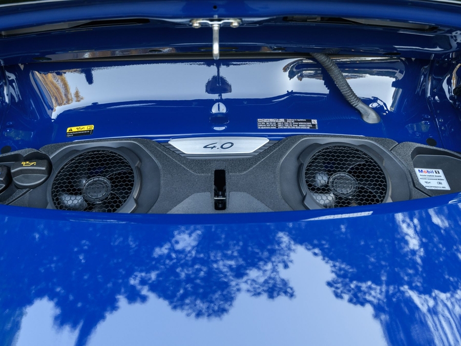 2022 Porsche 911 GT3 Touring