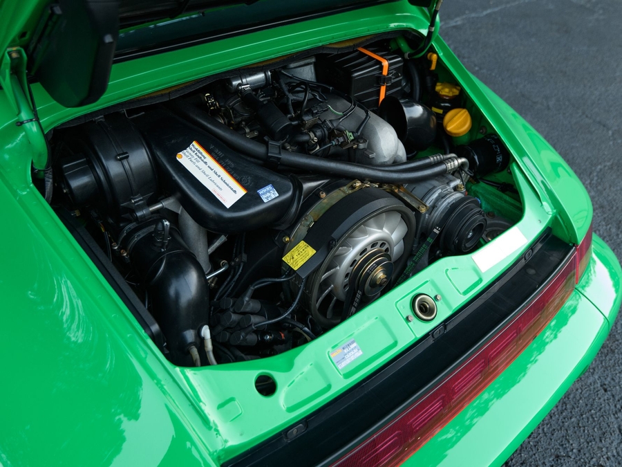 1991 Porsche 911 Carrera 2