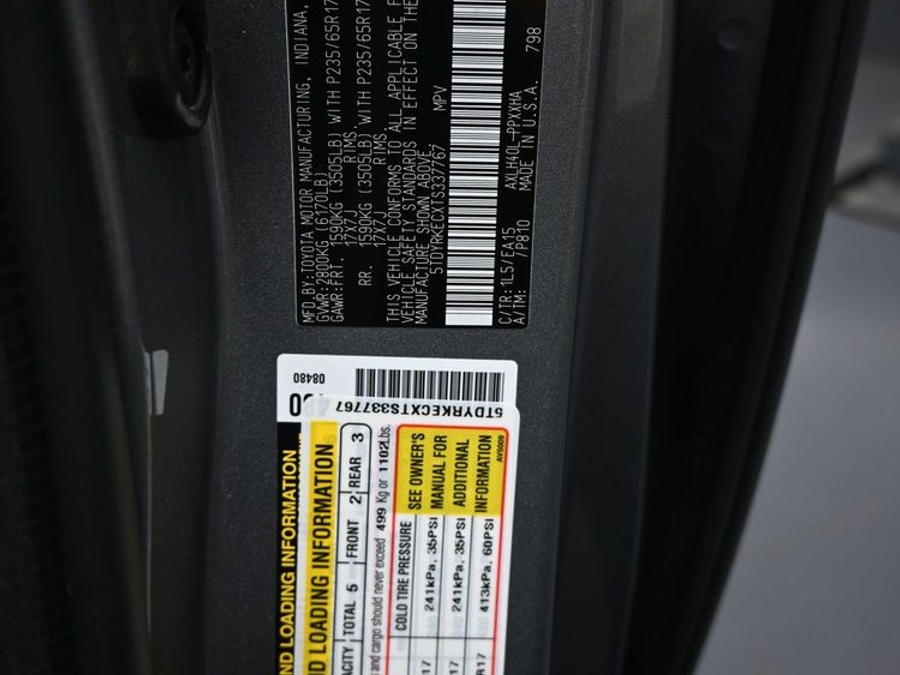 New 2026 Toyota Sienna XLE Base