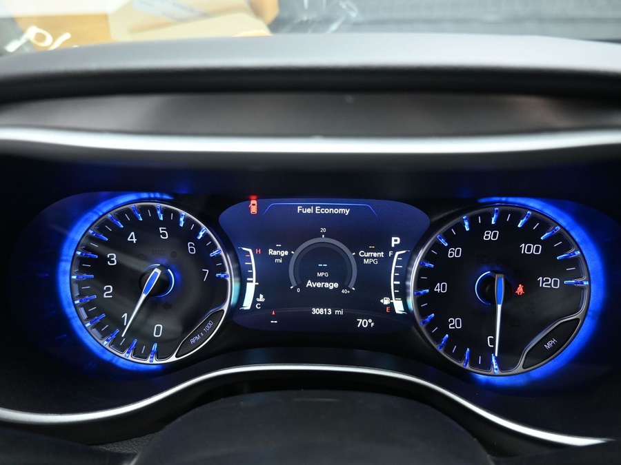 CERTIFIED PRE-OWNED 2024 Chrysler Pacifica Touring L