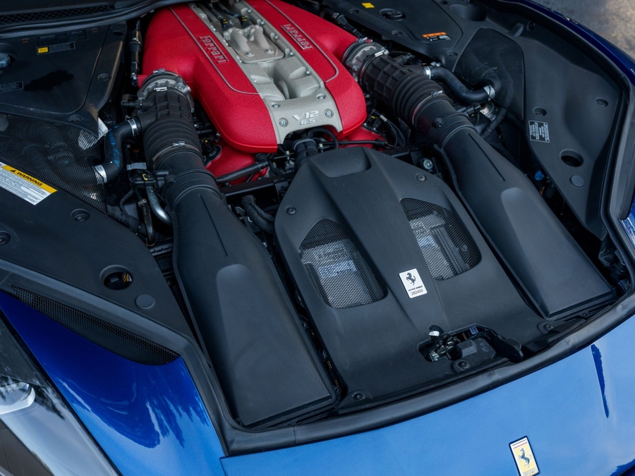 2022 Ferrari 812 GTS