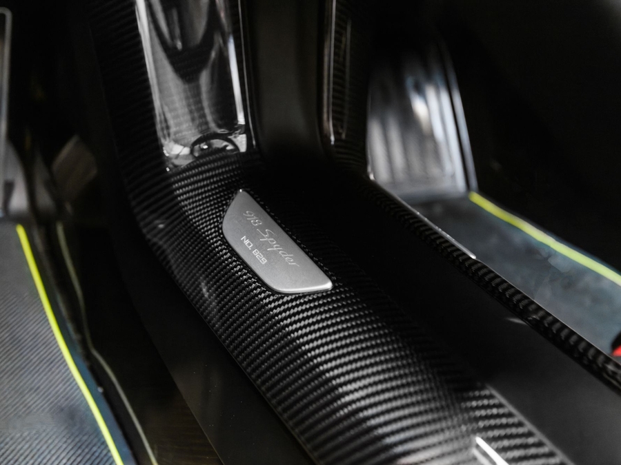 2015 Porsche 918 Spyder