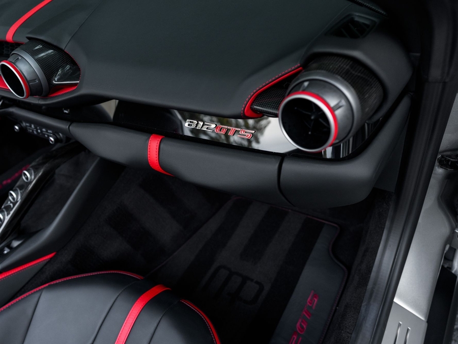 2022 Ferrari 812 GTS