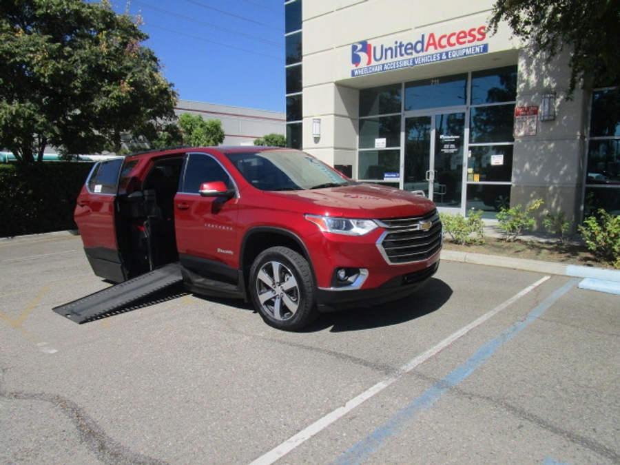 PRE OWNED 2021 Chevrolet Traverse 3LT