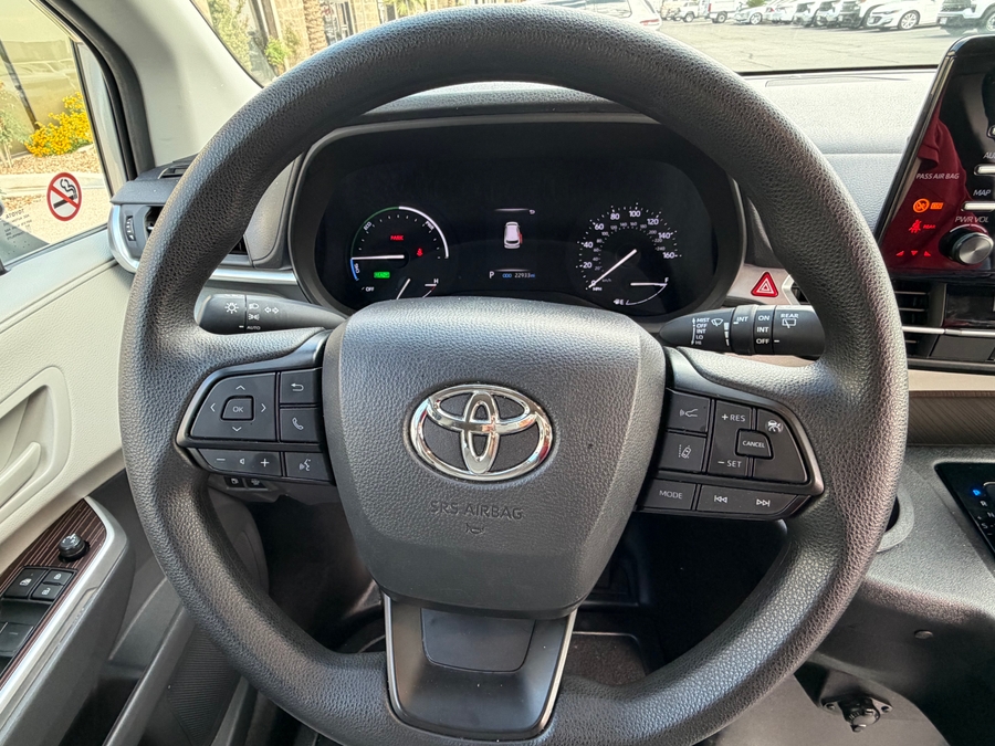 PRE OWNED 2024 Toyota Sienna LE Base