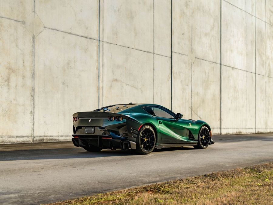 2022 Ferrari 812 Competizione