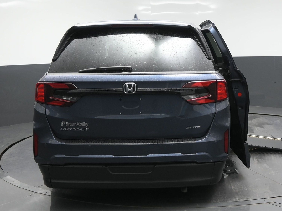New 2026 Honda Odyssey Elite