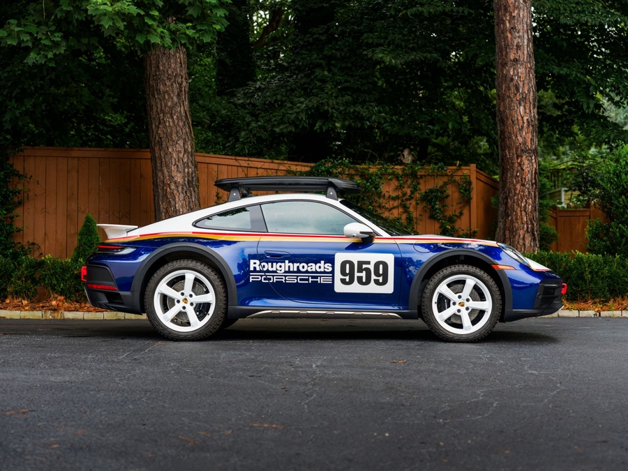 2023 Porsche 911 Dakar
