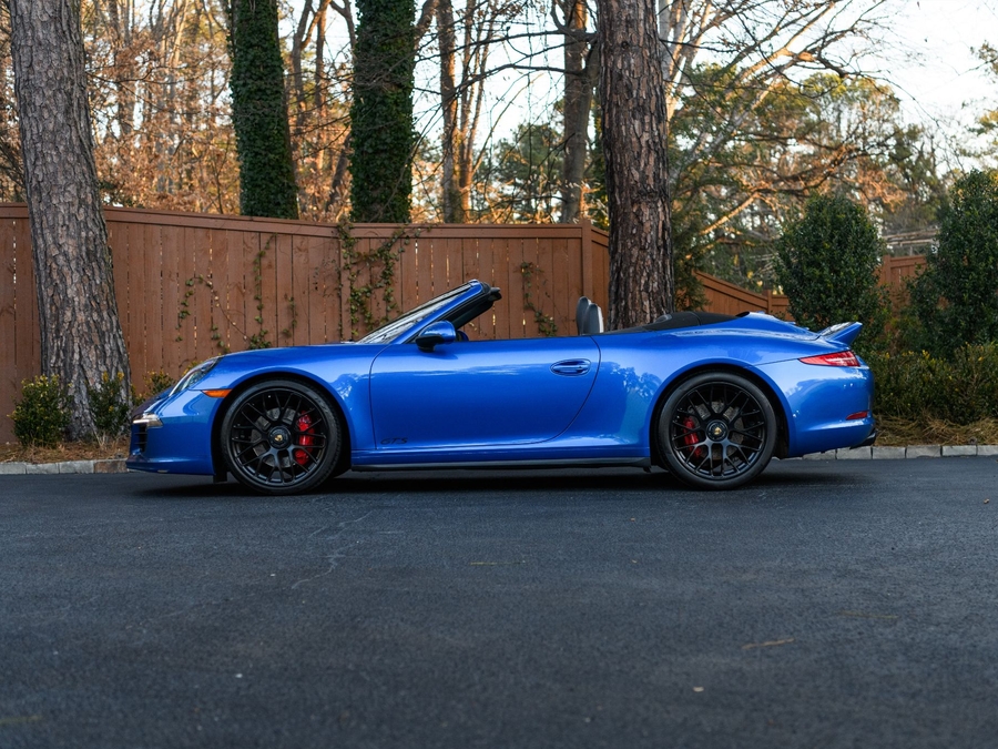 2016 Porsche 911 GTS Cabriolet