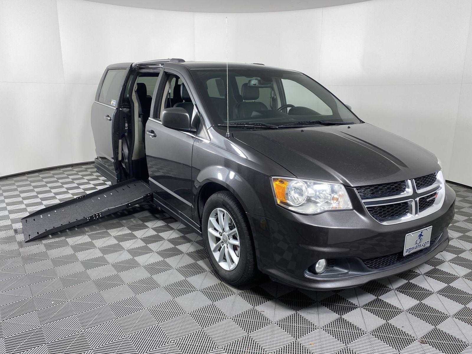 2019 Dodge Grand Caravan SXT