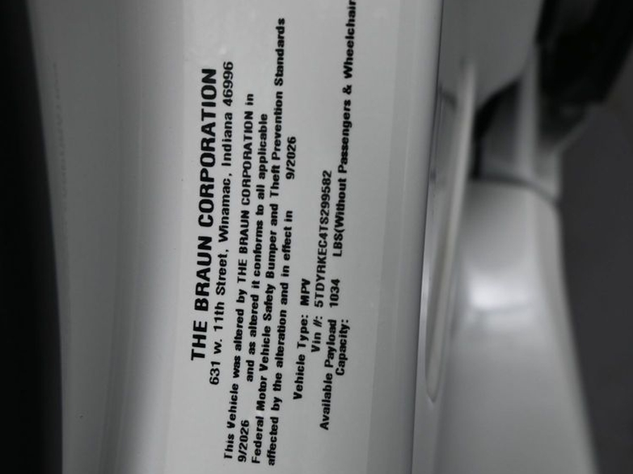 New 2026 Toyota Sienna XLE Add
