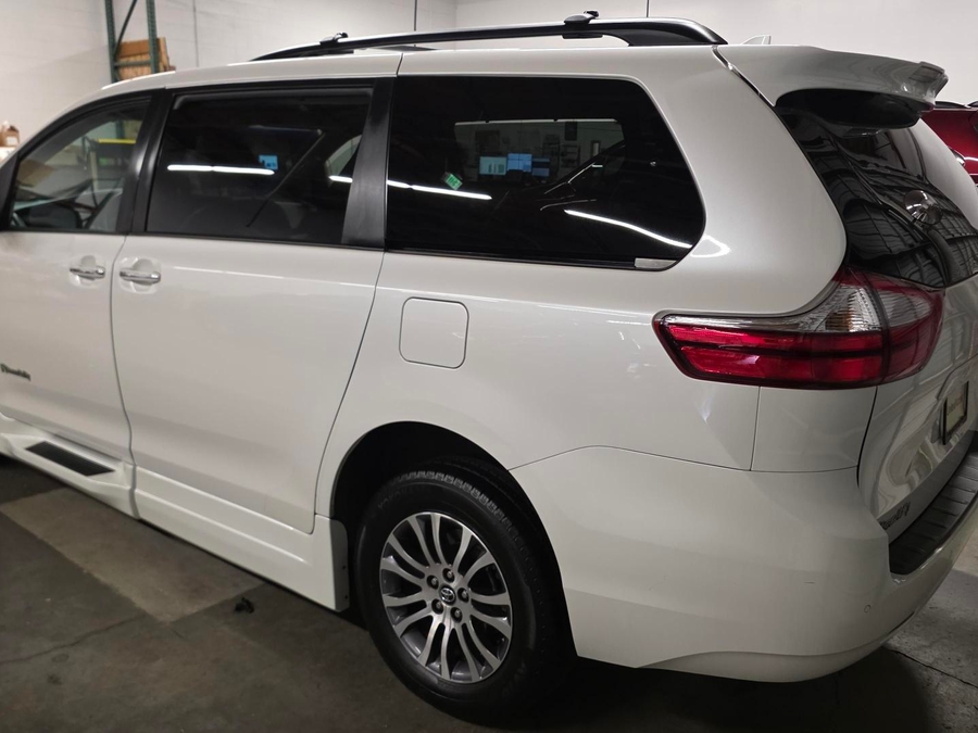 PRE OWNED 2019 Toyota Sienna XLE