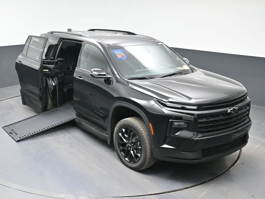 New 2026 Chevrolet Traverse 1LT Midnight
