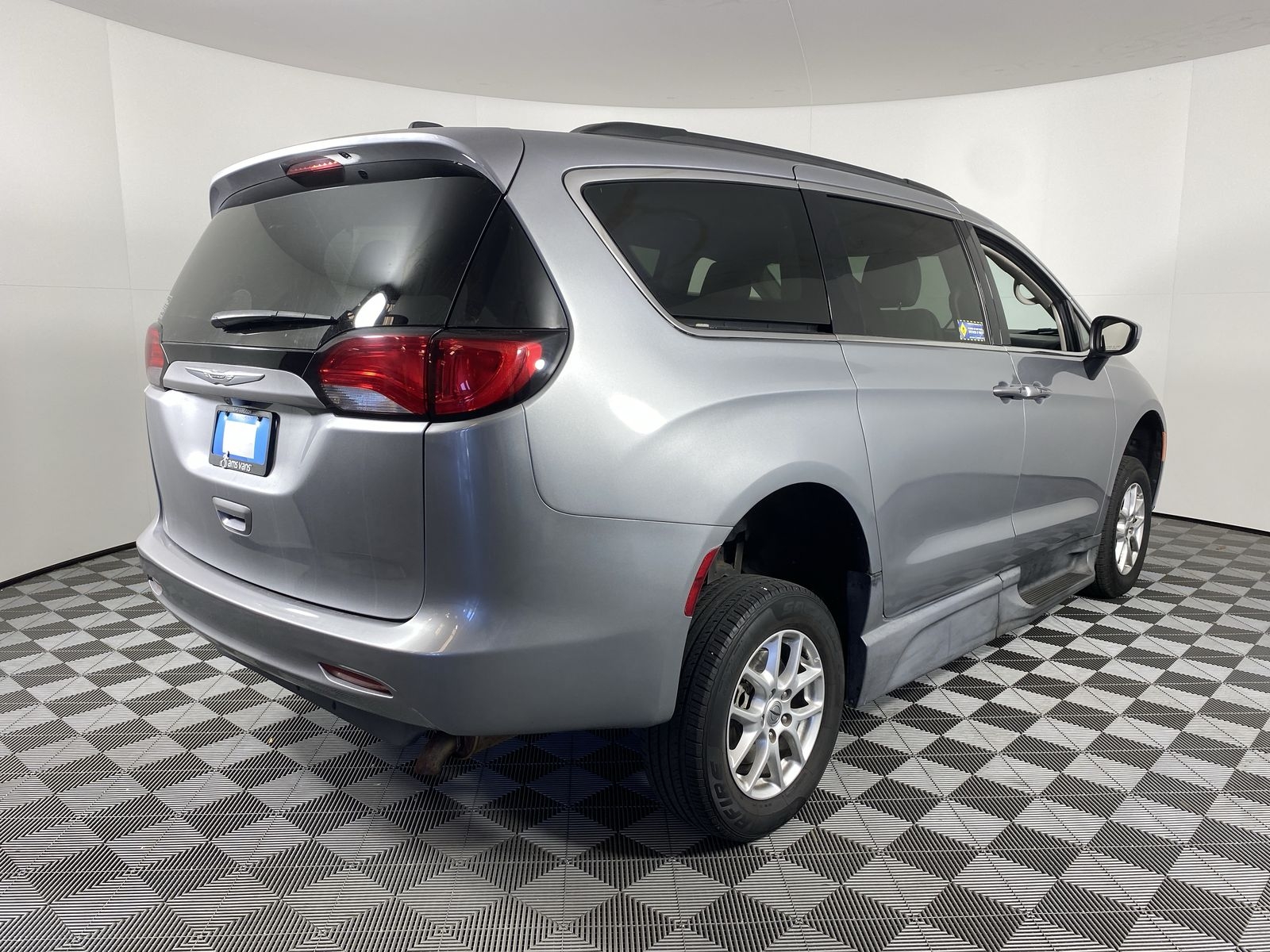 2021 Chrysler Voyager LXI - Photo 26