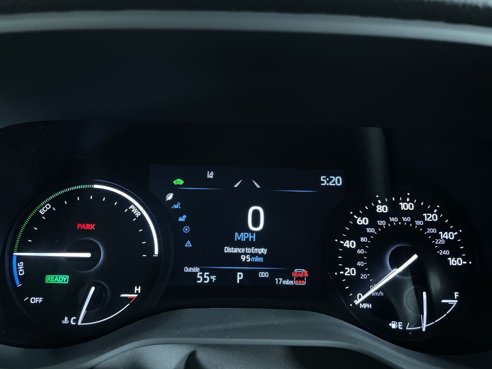 2025 Toyota Sienna LE - Photo 12