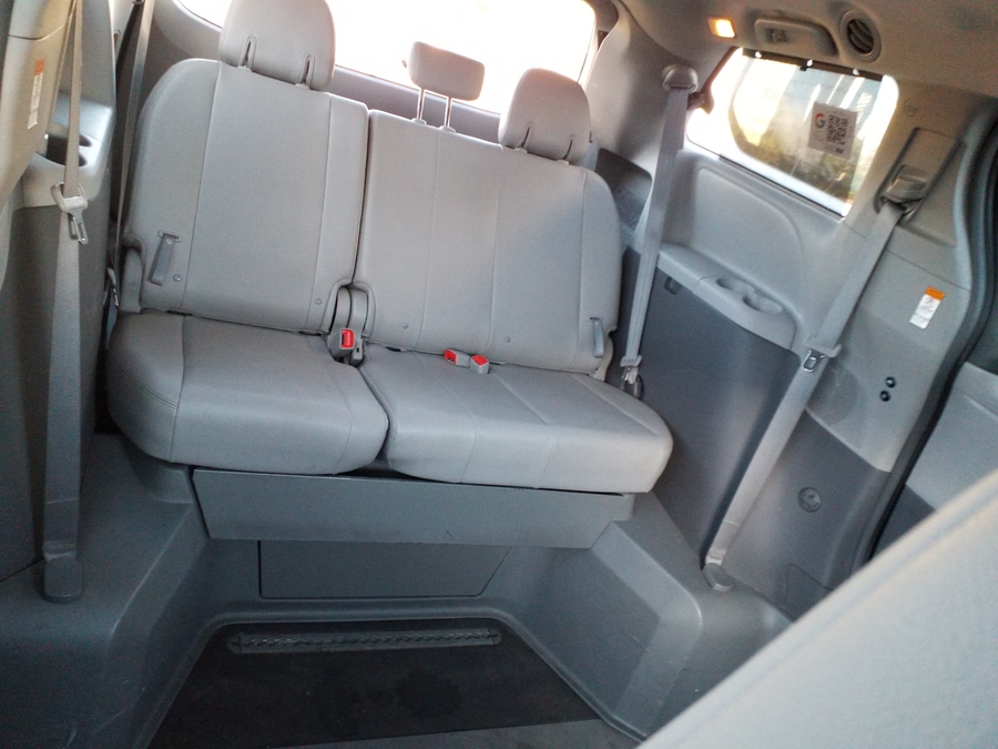 PRE OWNED 2019 Toyota Sienna XLE