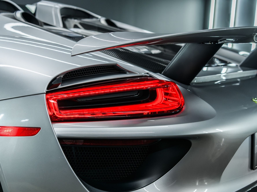 2015 Porsche 918 Spyder