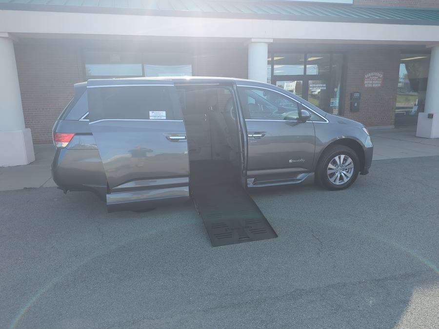 PRE OWNED 2016 Honda Odyssey EX-L