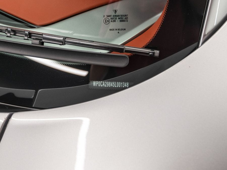 2005 Porsche Carrera GT